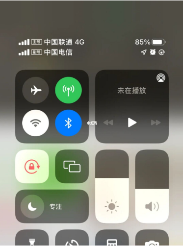 无极苹果手机维修分享iPhone双卡信号解决办法 
